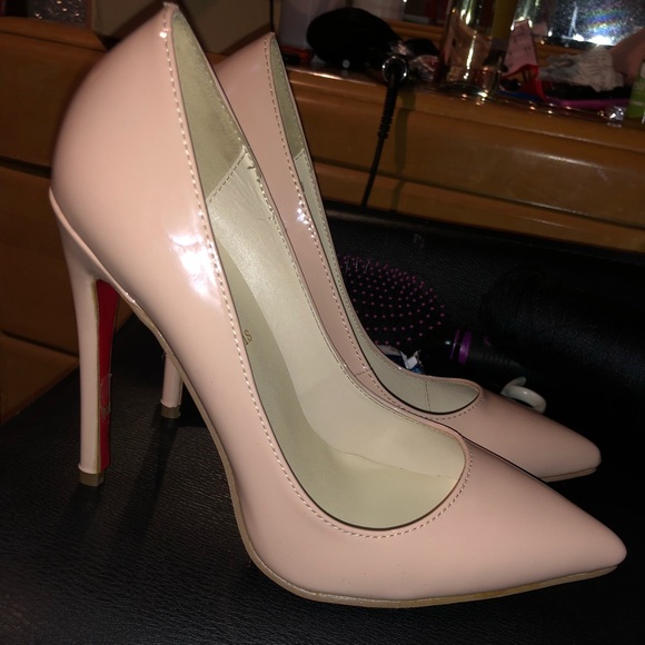 Meet your Posher, Narina - Picture 1 of 1